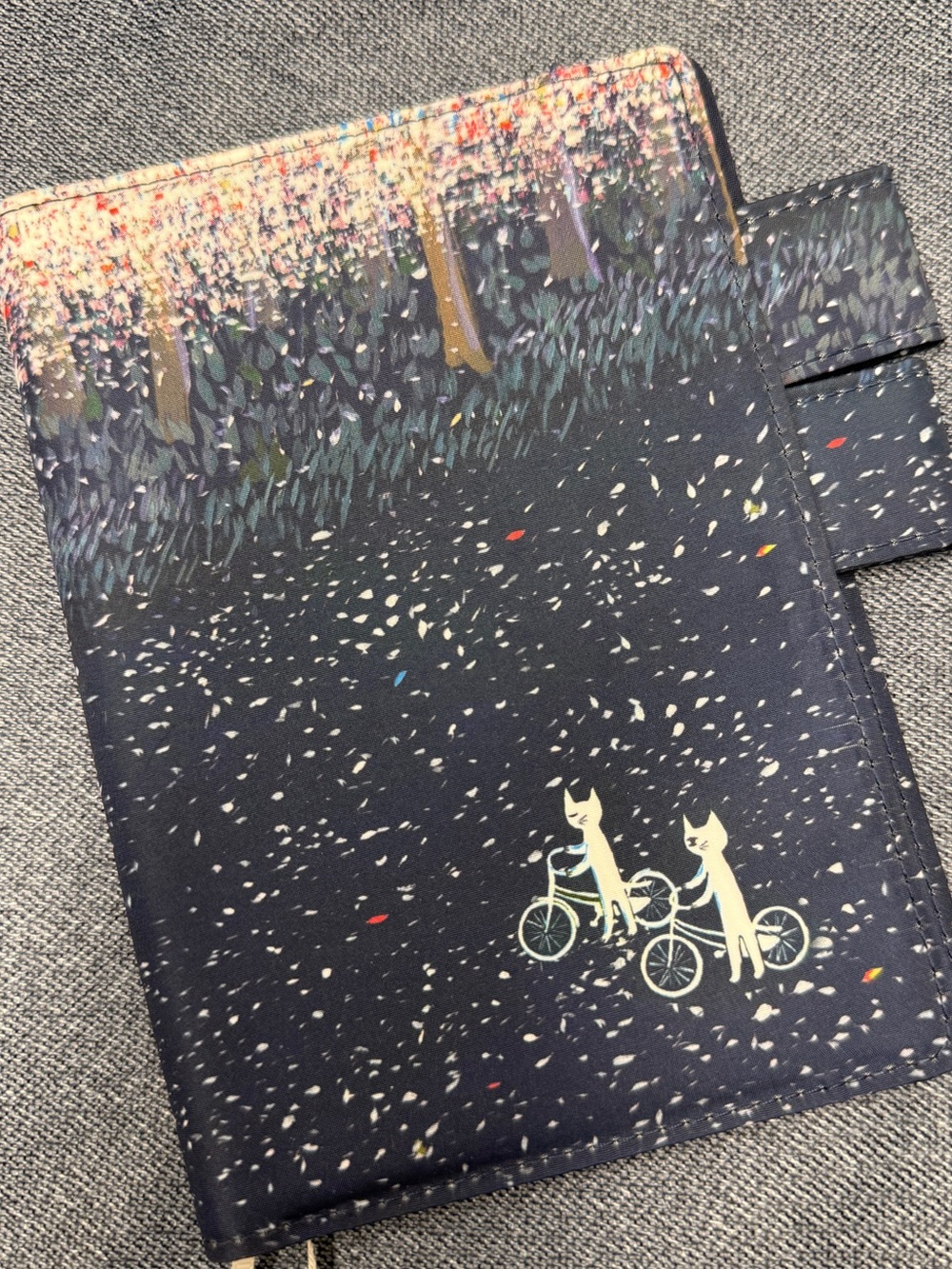 Hobonichi A6 Cover Hiroko Kubota: The Tone of Illuminated Flowers
